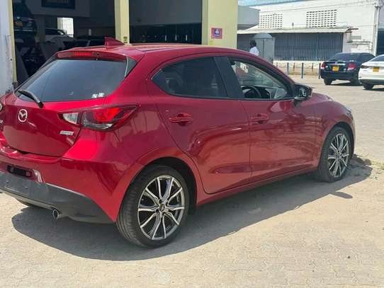 Mazda Demio Diesel redwine 2017 image 5