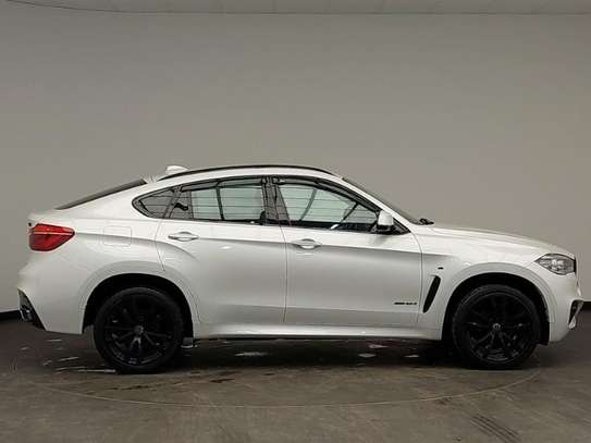 2017 BMW X6 image 1