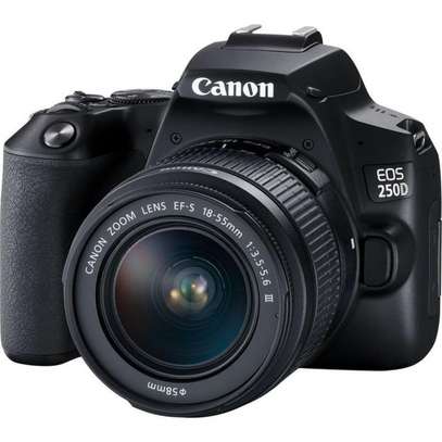 Canon 250D Kit iii + 18-55MM Camera image 1