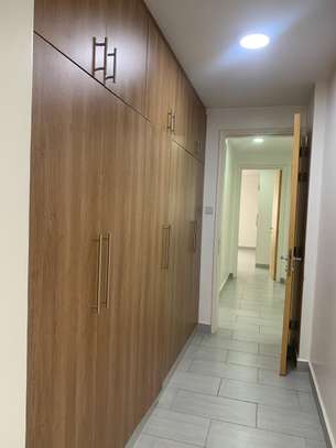 3 Bed Apartment with En Suite in Lavington image 14