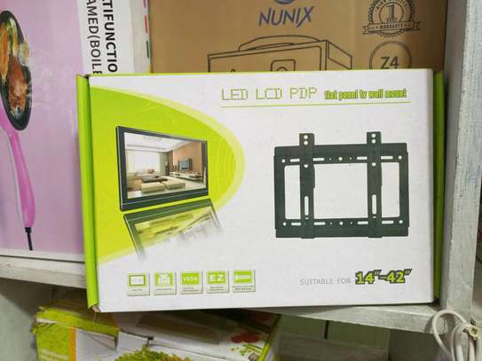 Flat panel tv mount image 1