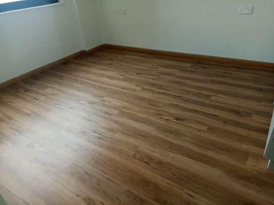 3 Bed Apartment with En Suite in Garden Estate image 8