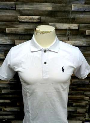 Quality Designers Collar T Shirts
M to 3xl
Ksh.1000 image 1