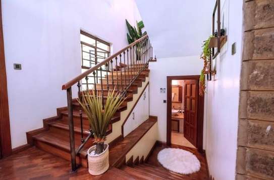 4 Bed Townhouse with En Suite at Kerarapon Road image 6
