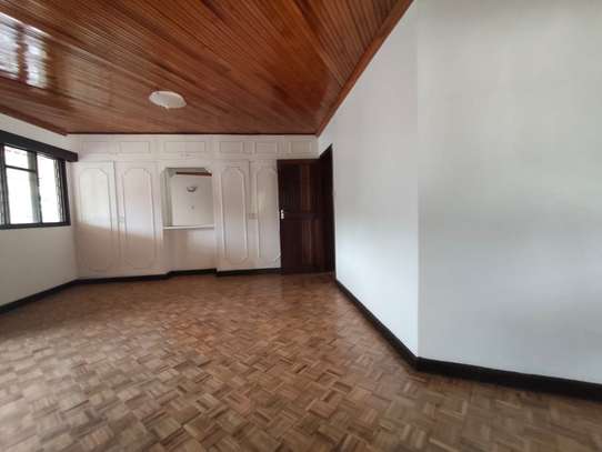 6 Bed House with Garden in Runda image 13