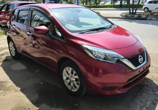 Nissan note redwine 2017 image 4