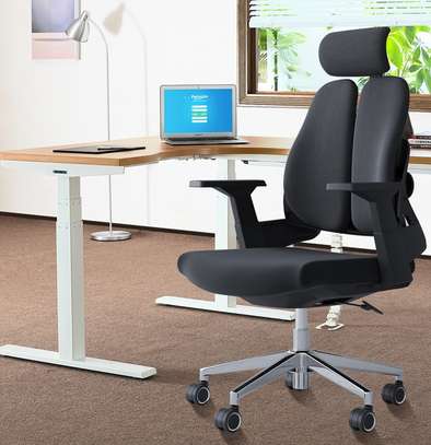Office Chair : 360° Swivel Office Executive Chair image 5