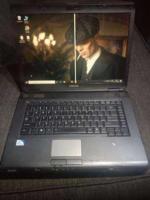 Toshiba satellite L300 available affordable price image 1