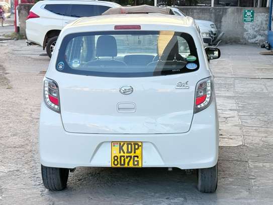 Daihatsu Mira  2017 image 10