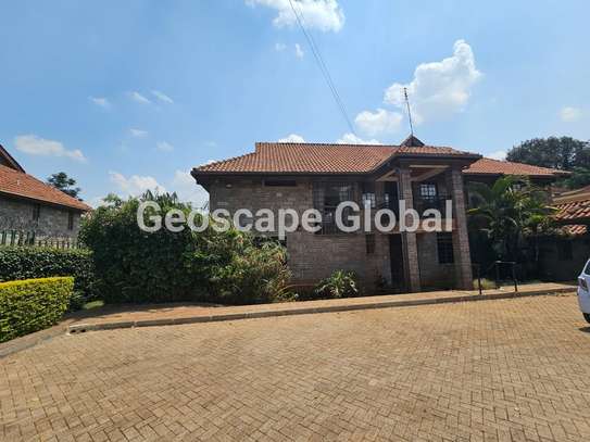 5 Bed House in Nyari image 15
