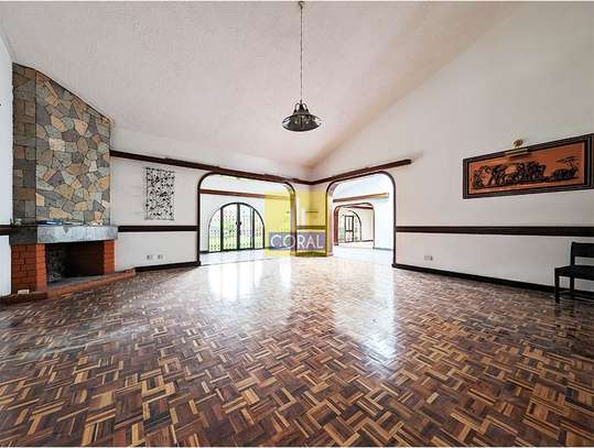 5 Bed Townhouse in Kilimani image 1