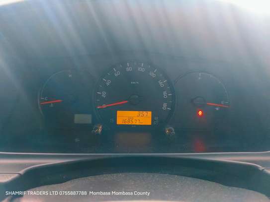 Toyota Hiace 9l Automatic Diesel 2017 image 3