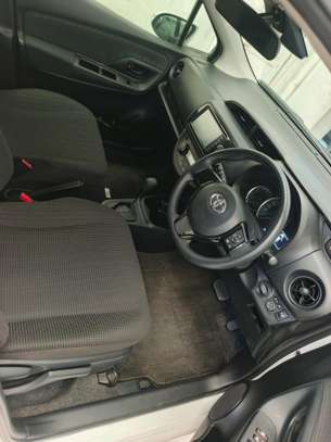 Toyota vitz hybrid image 5