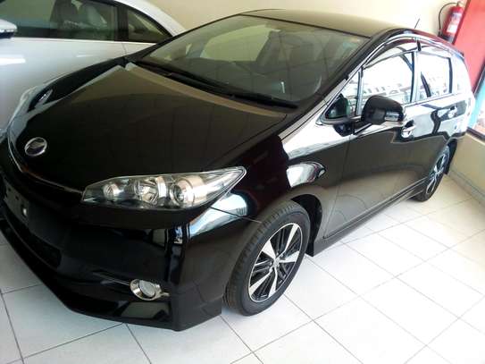 Toyota wish black image 3