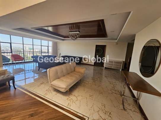 5 Bed Apartment with En Suite in Kileleshwa image 1