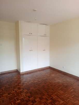 4 Bed Townhouse with En Suite in Brookside image 3