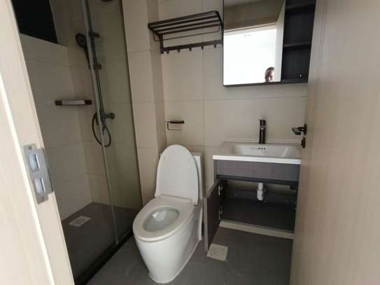 2 Bed Apartment with En Suite in Rhapta Road image 8