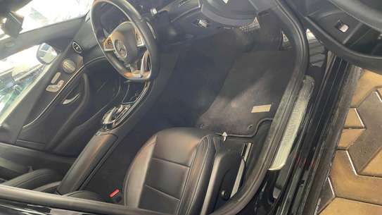 Mercedes benz e200 petrol Sunroof image 5