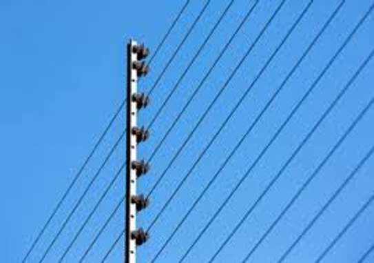 Professional Electric Fencing Contractor in Nairobi | Electric fence repairs in Kenya. image 2