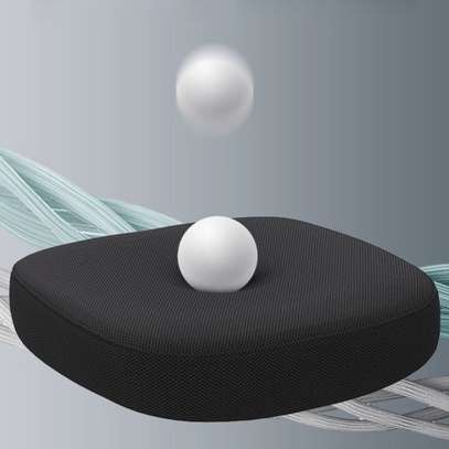 Office Chairs: Ergonomic Orthopedic Office Seat image 4