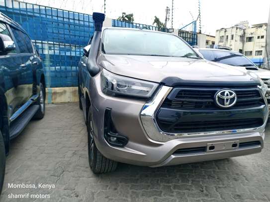 Toyota Hilux double cab diesel 2016 image 8