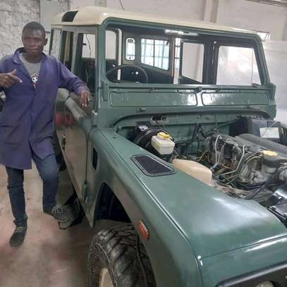 Landrover electrician image 1