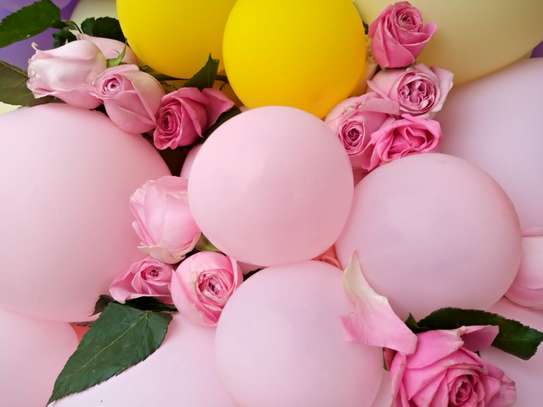 Balloon garland backdrops, birthday decoration for hire image 3