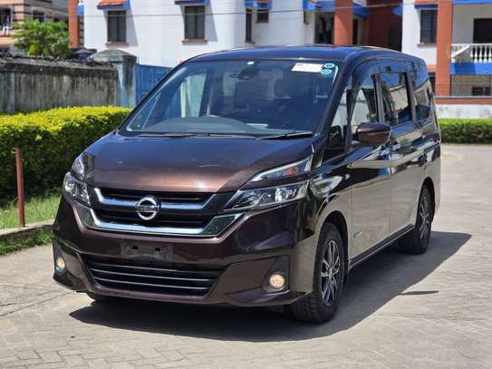 Nissan Serena Hybrid image 1