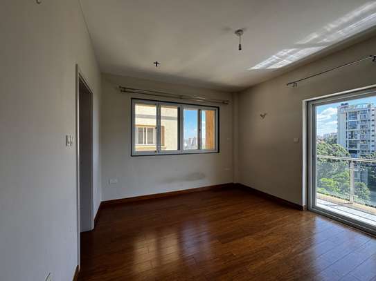 3 Bed Apartment with En Suite in Rhapta Road image 16