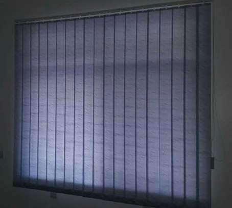 DURABLE OFFICE BLINDS image 1