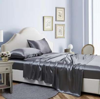 King size-Luxury Silky soft Mulberry Fitted Bedsheets image 3