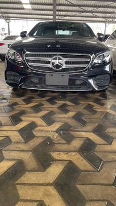 Mercedes benz e200 petrol Sunroof image 3