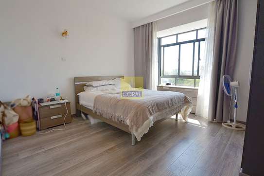 3 Bed Apartment with En Suite in Lavington image 14