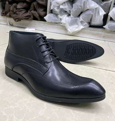 Men Leather-Made Clark's boots image 1