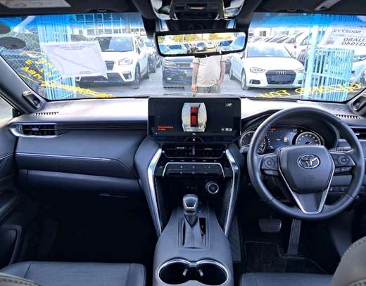 Toyota Harrier black premium grade 2021 image 10