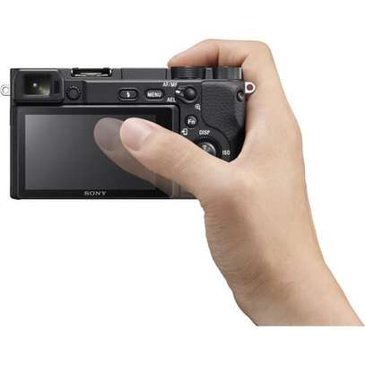 Sony Alpha a6400 Mirrorless Digital Camera with 16-50mm Lens image 9