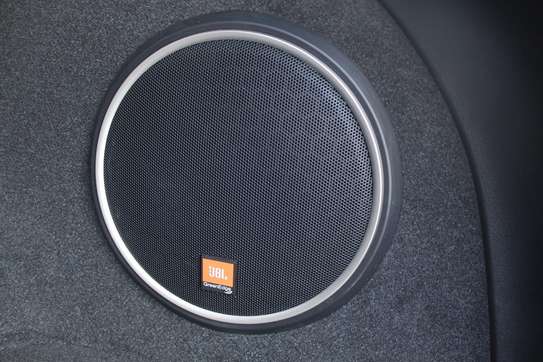 Toyota Harrier Premium 2.0 Leather Sunroof 57,000 Kms image 14