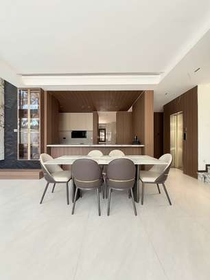 5 Bed Townhouse with En Suite at Lavington Green image 3