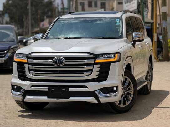 2023 Toyota land cruiser ZX image 3