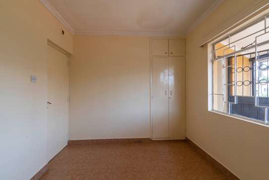 3 bedroom townhouse for rent in Langata image 7