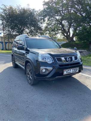 Nissan Xtrail Black image 2