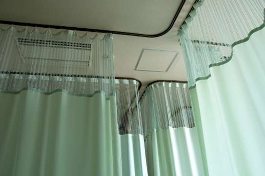 HOSPITAL CURTAINS AND RAILS image 3