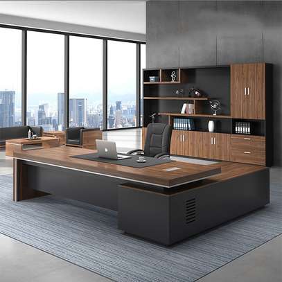 Modern Office Desk for Executives – L-Shaped Layout image 5