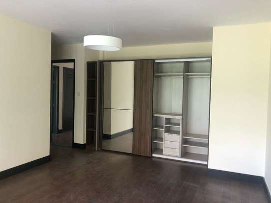 4 Bed Apartment with En Suite at General Mathenge image 5
