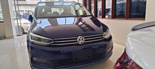 Volkswagen Touran TSI 2018 image 1