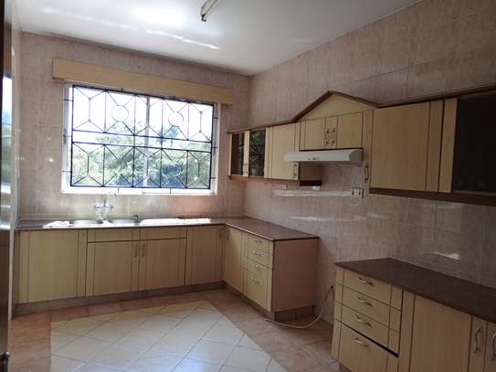 3 Bed Apartment with En Suite at Riverside Drive image 16