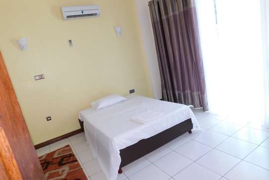 Serviced 2 Bed Apartment with En Suite in Bamburi image 3