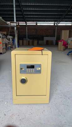 Office Safe : 80Kgs Fire Proof Safe image 1