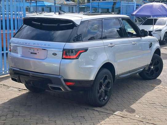 Range Rover sport 2018 Diesel image 10