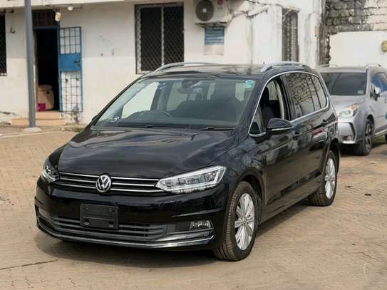 Volkswagen Touran Sunroof 2019 image 9